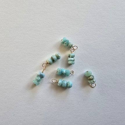Larimar hangertje