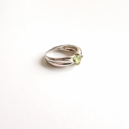 Ring met peridoot