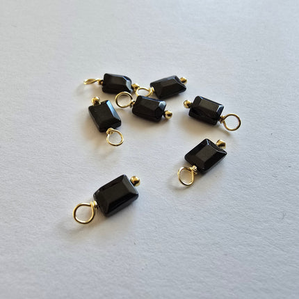 Spinel hangertje