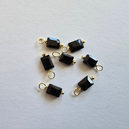Spinel hangertje